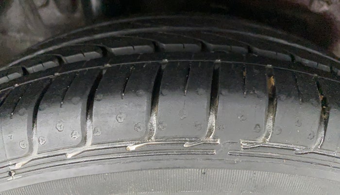 2017 Honda City SV MT PETROL, Petrol, Manual, 59,591 km, Right Rear Tyre Tread