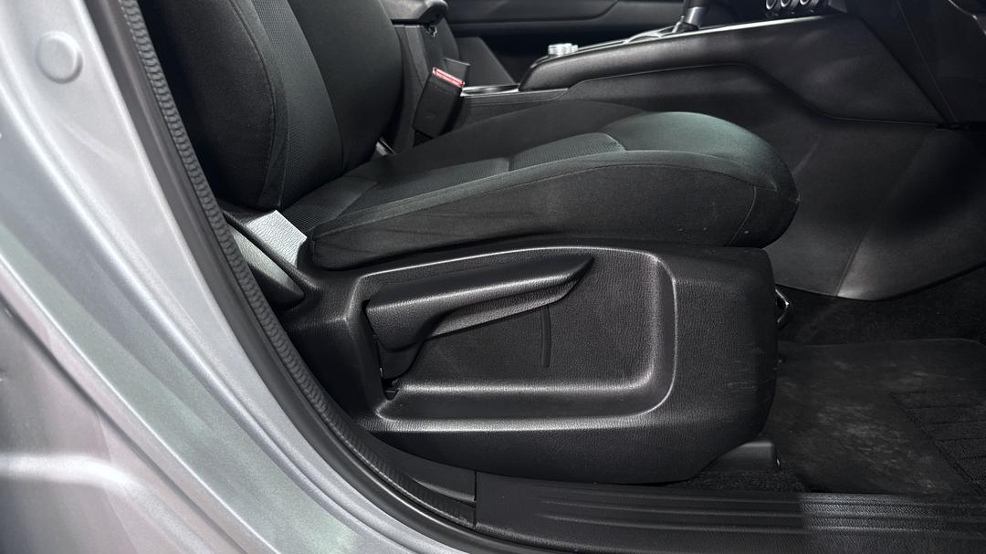 2023 Mazda CX-5 G20 Maxx (FWD), Automatic, 68399 km, Drivers Side Adjustment Panel
