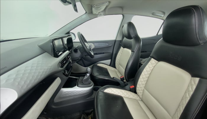 2021 Hyundai GRAND I10 NIOS SPORTZ CNG MT, CNG, Manual, 28,955 km, Right Side Front Door Cabin