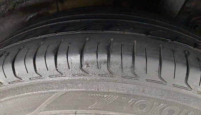 2016 Hyundai Xcent SX 1.2, Petrol, Manual, 56,333 km, Left Rear Tyre Tread