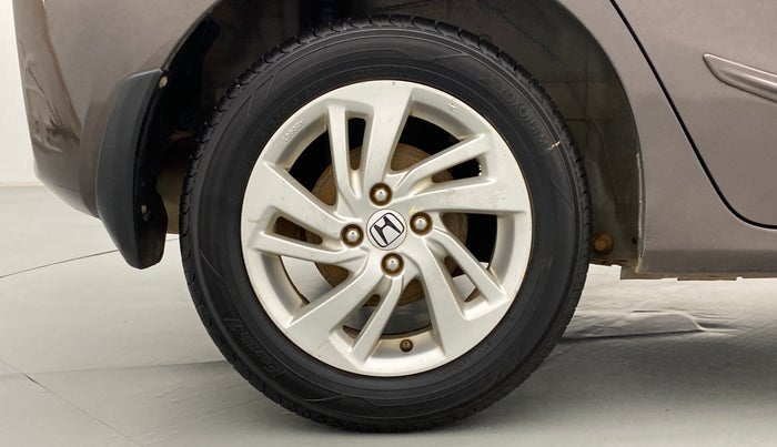 2016 Honda Jazz 1.2 V MT, Petrol, Manual, Right Rear Wheel