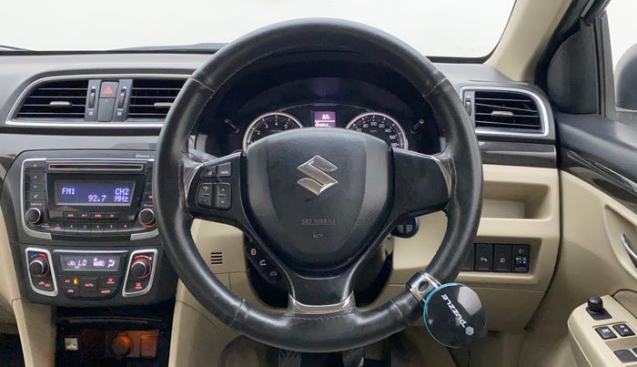 2015 Maruti Ciaz VXI+, Petrol, Manual, 95,738 km, Steering Wheel Close Up