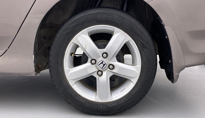 2011 Honda City 1.5L I-VTEC V MT, Petrol, Manual, 1,14,079 km, Right Rear Wheel