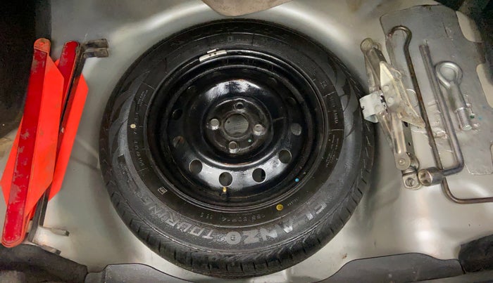 2014 Maruti Swift Dzire VDI BS IV, Diesel, Manual, 79,849 km, Spare Tyre