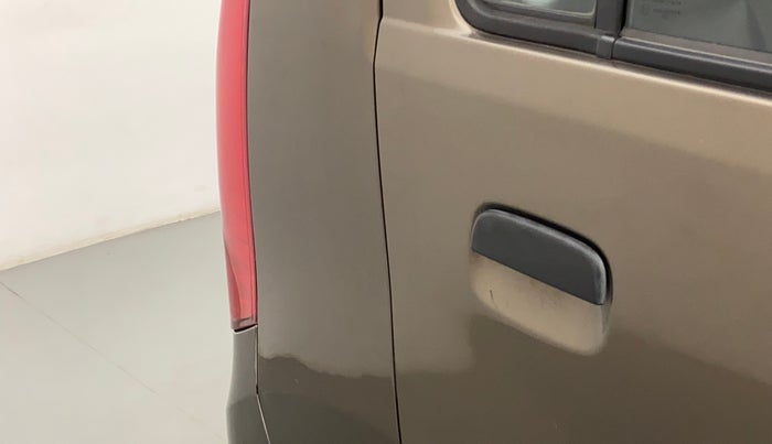 2014 Maruti Wagon R 1.0 LXI CNG, CNG, Manual, 90,837 km, Right quarter panel - Slightly dented