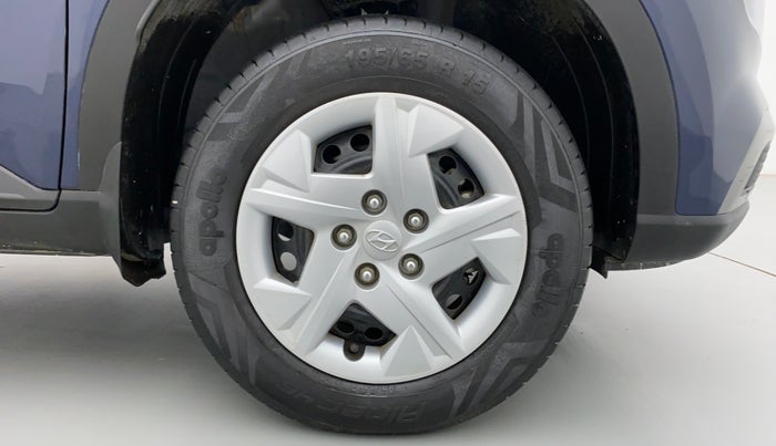 2020 Hyundai VENUE S MT 1.2 KAPPA, Petrol, Manual, 7,304 km, Right Front Wheel