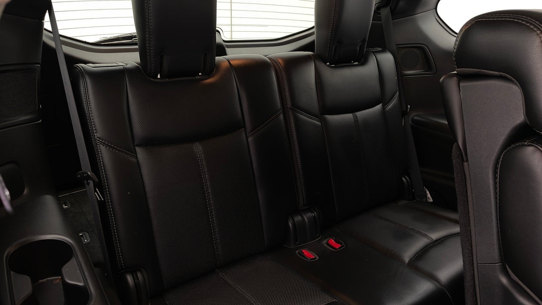 2017 Nissan Pathfinder Ti (4x4), Automatic, 37624 km, Third Row Seats