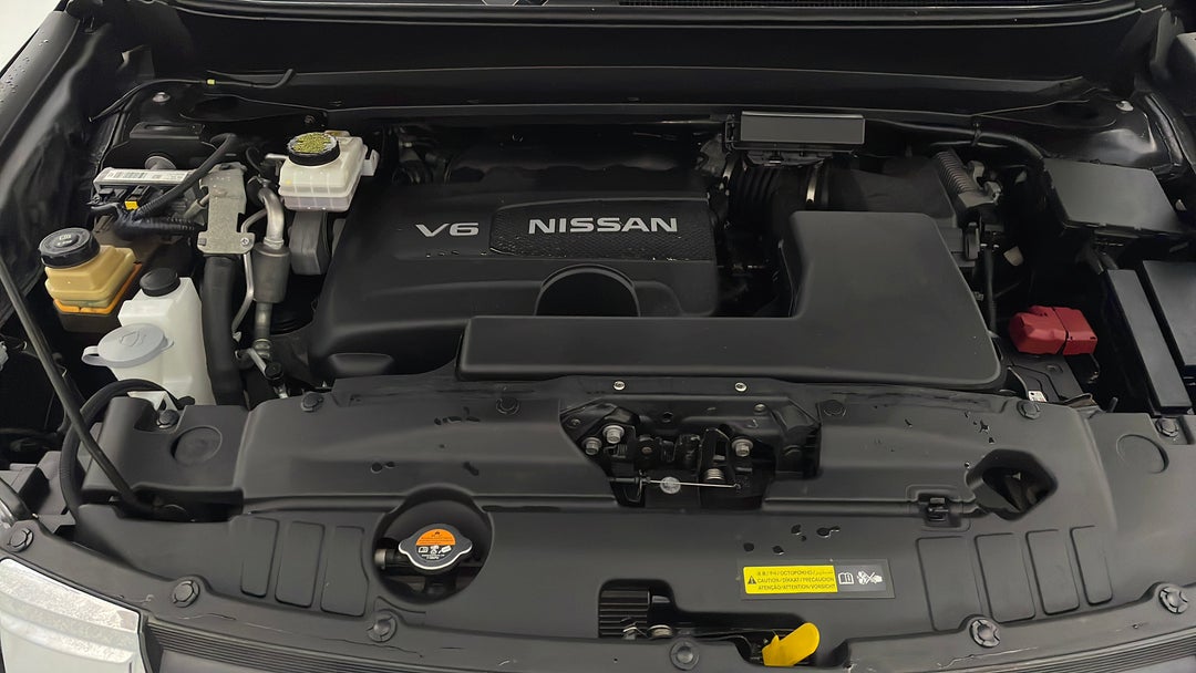 2017 Nissan Pathfinder Ti (4x4), Automatic, 37624 km, Open Bonnet (Engine)