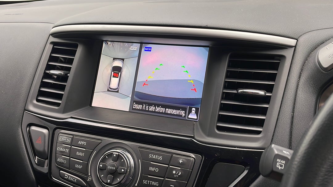 2017 Nissan Pathfinder Ti (4x4), Automatic, 37624 km, Parking Camera