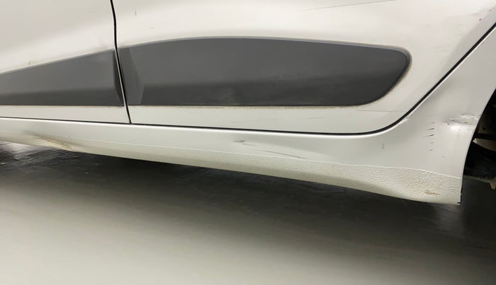 2015 Hyundai Xcent S 1.2, Petrol, Manual, 56,814 km, Left running board - Minor scratches