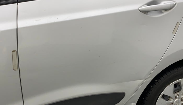 2015 Hyundai Xcent S 1.2, Petrol, Manual, 56,814 km, Rear left door - Slightly dented