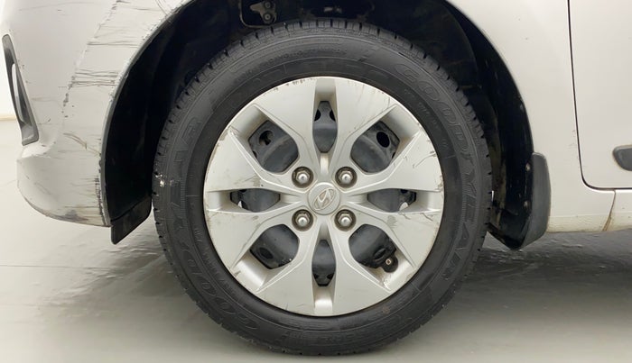 2015 Hyundai Xcent S 1.2, Petrol, Manual, 56,814 km, Left Front Wheel