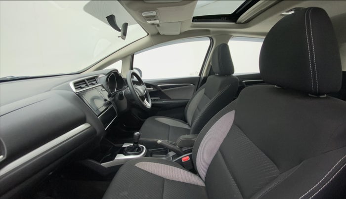 2017 Honda WR-V 1.2 i-VTEC VX MT, Petrol, Manual, 43,110 km, Right Side Front Door Cabin