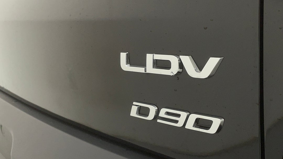 Badge (Boot Right Side)