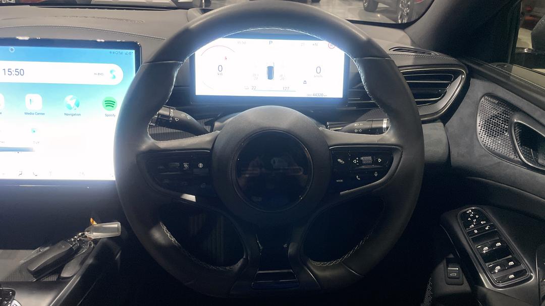 2024 Byd Seal Premium, Automatic, 44320 km, Steering Wheel Close-up