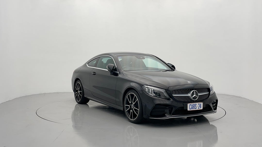 Right Front Diagonal (45- Degree) View