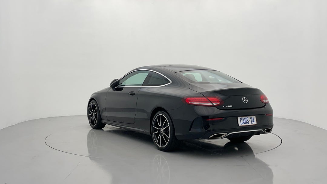 Left Back Diagonal (45- Degree) View