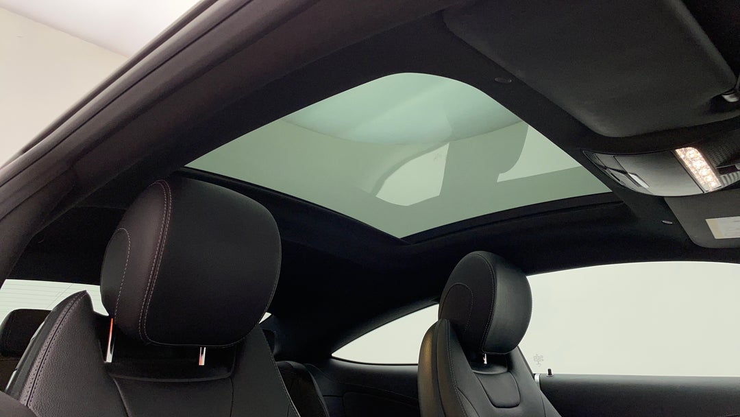 Interior Sunroof/Moonroof