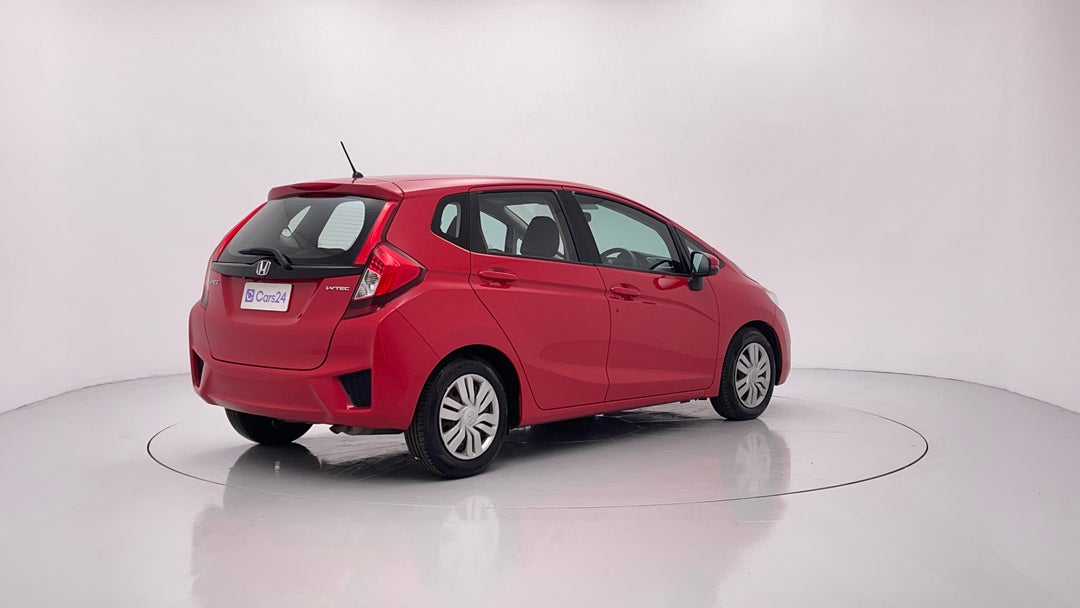 Right Back Diagonal (45- Degree) View