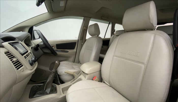 2012 Toyota Innova 2.5 GX 8 STR BS IV, Diesel, Manual, 1,13,870 km, Right Side Front Door Cabin