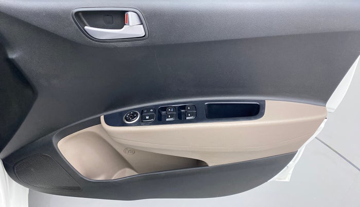 2017 Hyundai Grand i10 Sportz1.2 CRDI, Diesel, Manual, 49,660 km, Driver Side Door Panels Control