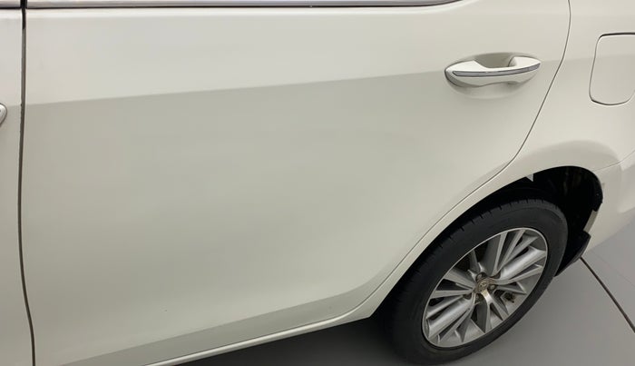 2016 Toyota Corolla Altis VL CVT PETROL, Petrol, Automatic, 1,18,478 km, Rear left door - Paint has faded