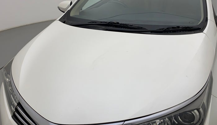 2016 Toyota Corolla Altis VL CVT PETROL, Petrol, Automatic, 1,18,478 km, Bonnet (hood) - Slight discolouration