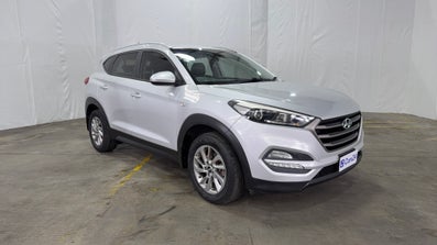 2016 Hyundai Tucson Active (fwd) Manual, 125k km Petrol Car