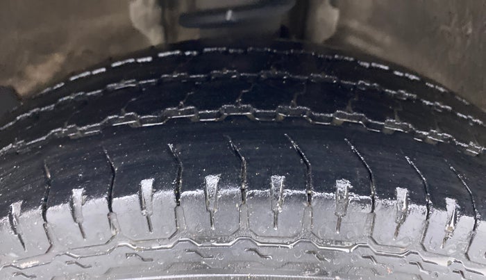 2018 Maruti OMNI E 8 STR, Petrol, Manual, 39,591 km, Right Front Tyre Tread