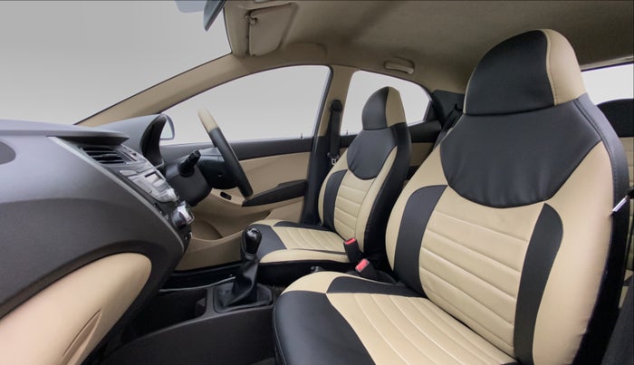2014 Hyundai Eon MAGNA PLUS, Petrol, Manual, 50,609 km, Right Side Front Door Cabin View