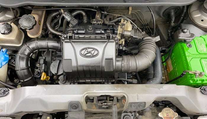 2014 Hyundai Eon MAGNA PLUS, Petrol, Manual, 50,609 km, Engine Bonet View