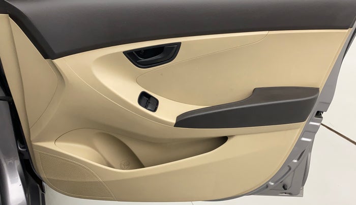 2014 Hyundai Eon MAGNA PLUS, Petrol, Manual, 50,609 km, Driver Side Door Panels Controls