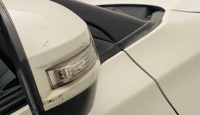 2016 Maruti Vitara Brezza ZDI PLUS, Diesel, Manual, 59,256 km, Right rear-view mirror - Indicator light has minor damage