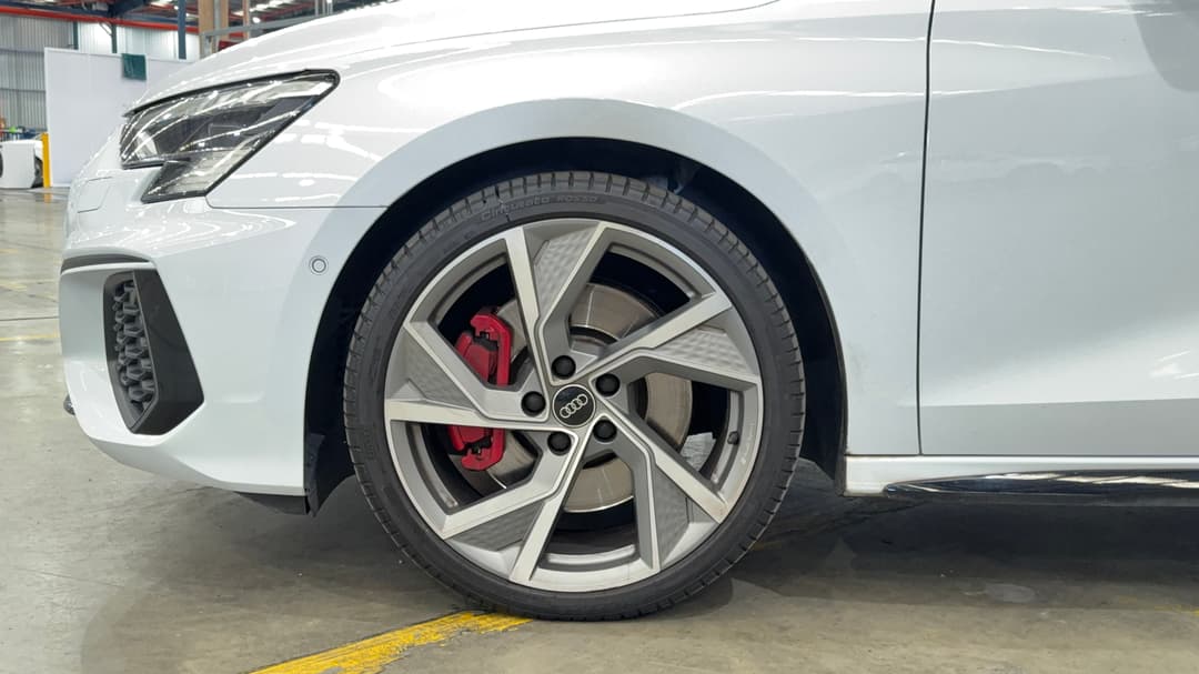 2022 Audi S3 2.0 Tfsi Quattro, Automatic, 38128 km, Left Front Wheel