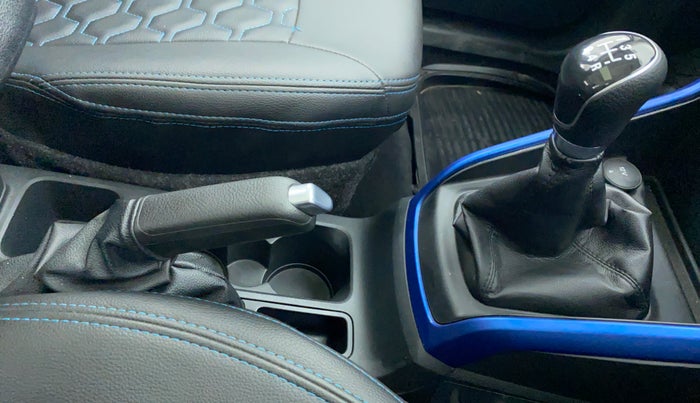 2019 Ford Ecosport 1.5 TITANIUM SIGNATURE TI VCT (SUNROOF), Petrol, Manual, 20,036 km, Gear Lever