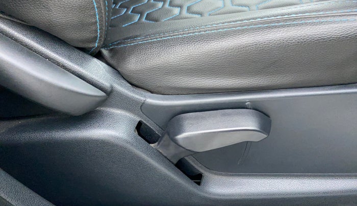 2019 Ford Ecosport 1.5 TITANIUM SIGNATURE TI VCT (SUNROOF), Petrol, Manual, 20,036 km, Driver Side Adjustment Panel