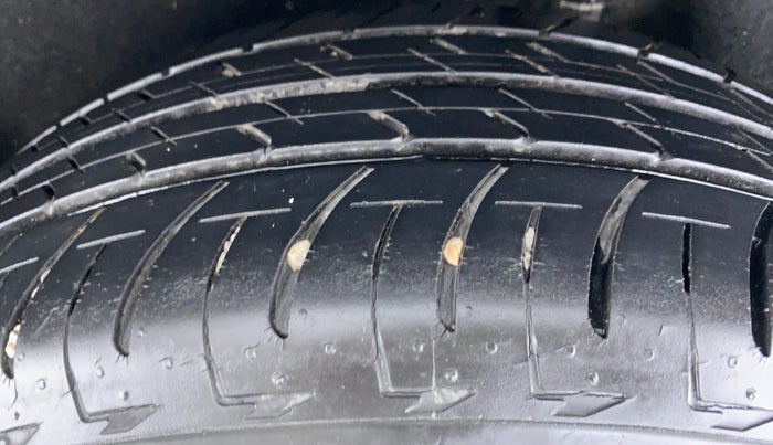 2019 Ford Ecosport 1.5 TITANIUM SIGNATURE TI VCT (SUNROOF), Petrol, Manual, 20,036 km, Left Rear Tyre Tread