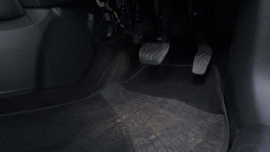 Pedals and Footmat