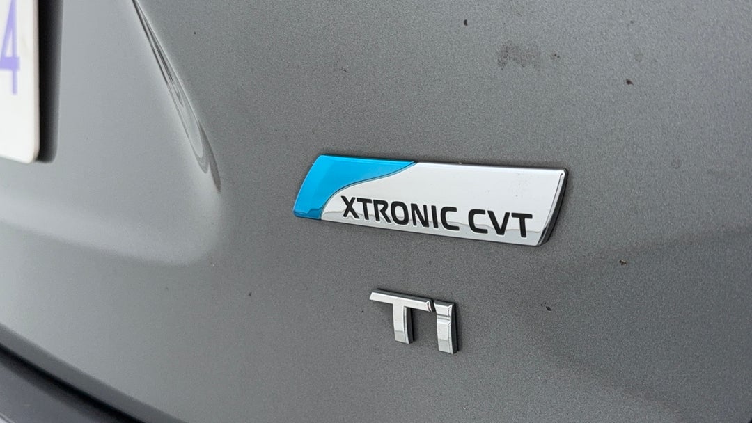 Badge (Boot Right Side)