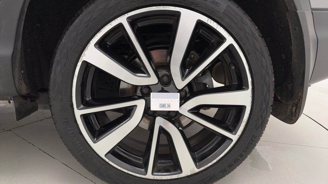 Wheels Rim Rear LHS Gutter Rash