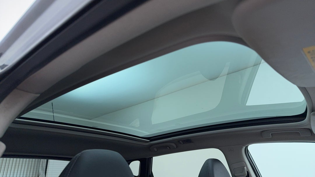 Interior Sunroof/Moonroof