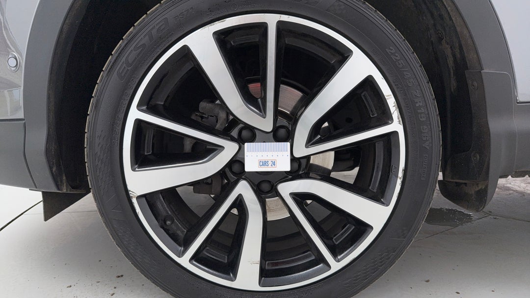 Wheels Rim Front LHS Gutter Rash