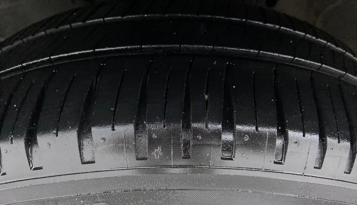 2017 Honda City V MT PETROL, Petrol, Manual, 81,879 km, Left Front Tyre Tread