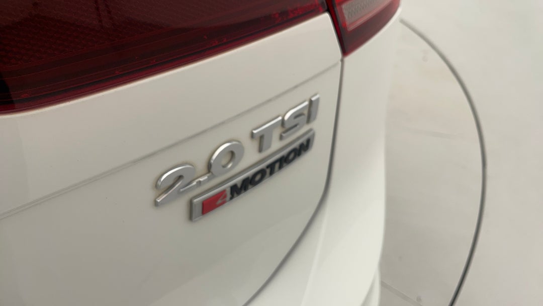 Badge (Boot Right Side)