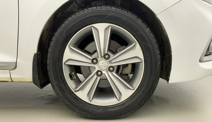2019 Hyundai Verna 1.6 CRDI SX + AT, Diesel, Automatic, 47,085 km, Right Front Wheel