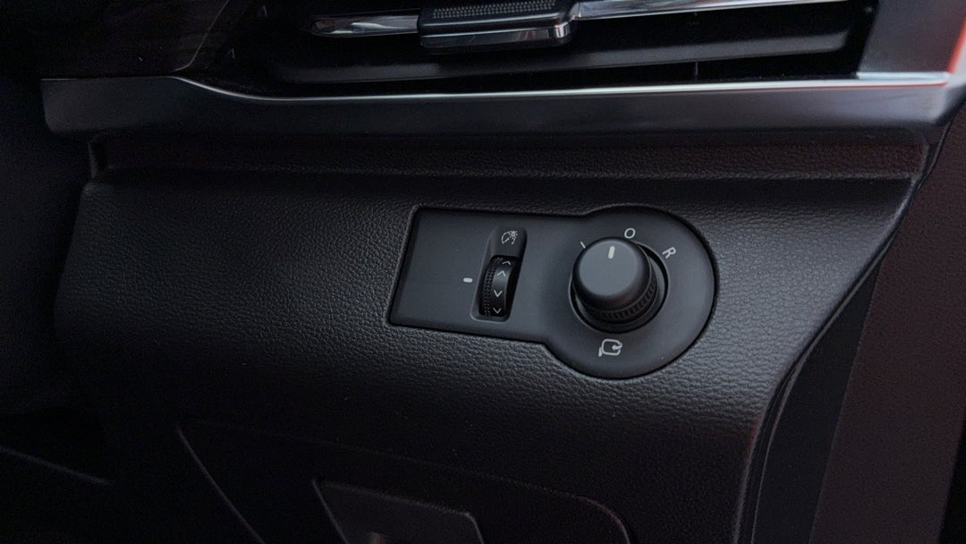 Utility Switches/Buttons