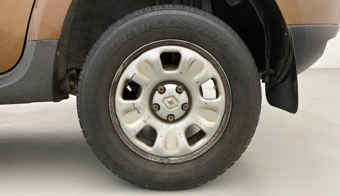 2013 Renault Duster 85 PS RXL, Diesel, Manual, 93,819 km, Left Rear Wheel