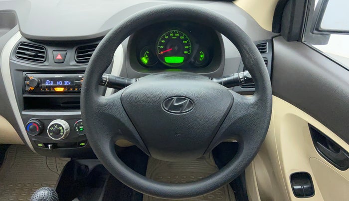 2015 Hyundai Eon ERA PLUS, Petrol, Manual, 20,745 km, Steering Wheel Close-up