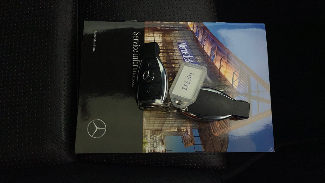 2017 Mercedes-benz A250 Sport 4matic, Automatic, 59155 km, Key Close-up