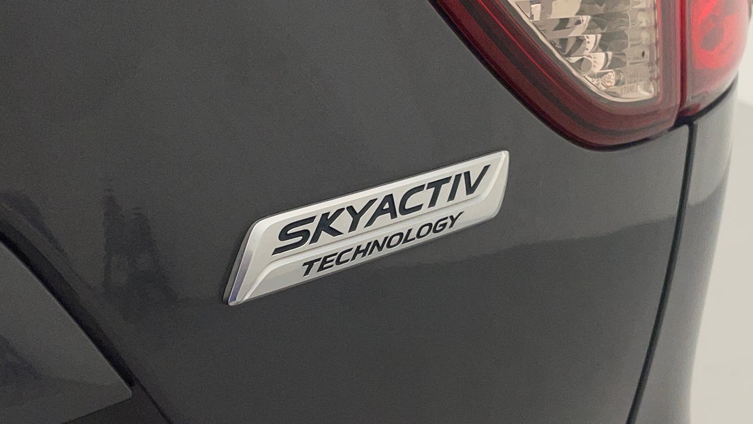 Badge (Boot Right Side)